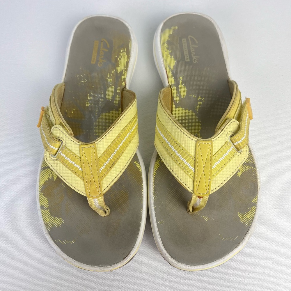 Clarks Cloud Steppers Cushion Soft Sandals Flip Flops Gray Yellow Women Size 7.5